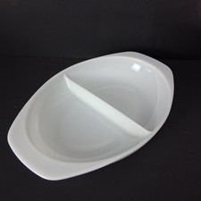 Vintage PYREX 1-1/2 qt Divided Two-Sided Serving Dish 1063 White Opal Milk Glass