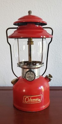   Vintage Coleman Lantern Model 200A 11 ~ 68 minty vent