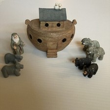 Vintage Noah  s ark with animals