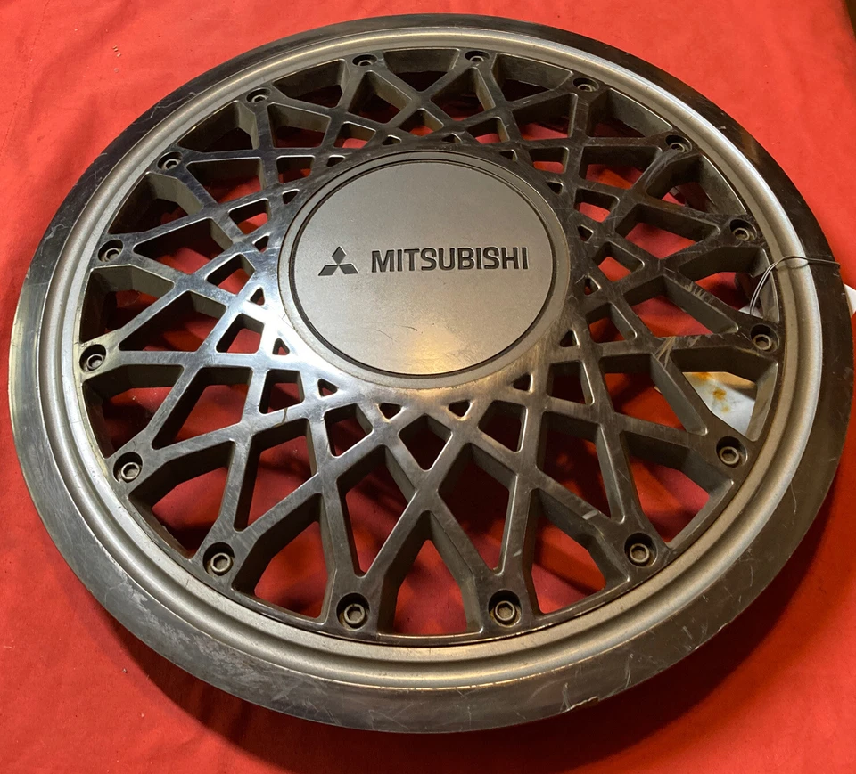 Tapacubos 1984 1985 1986 1987 1988 Mitsubishi Tredia Cubierta Rueda 13" Tapa Diseño Web Foto 4 de 4