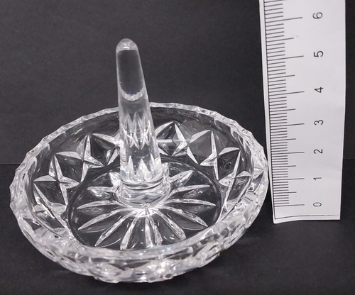 Vintage Crystal Clear Diamond Cut Glass Ring Holder Trinket Dish - Picture 3 of 10