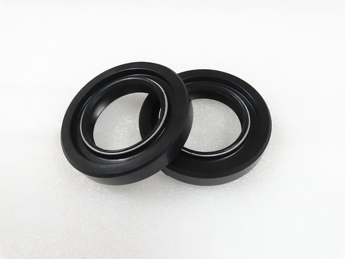 Ford Tractor Front Wheel Hub Seal 2000 3000 2600 3600 4000 4100 4110 Dexta#24C18 - Picture 4 of 7