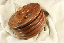 Round wooden box. Coasters. Round wooden box. Coasters.
