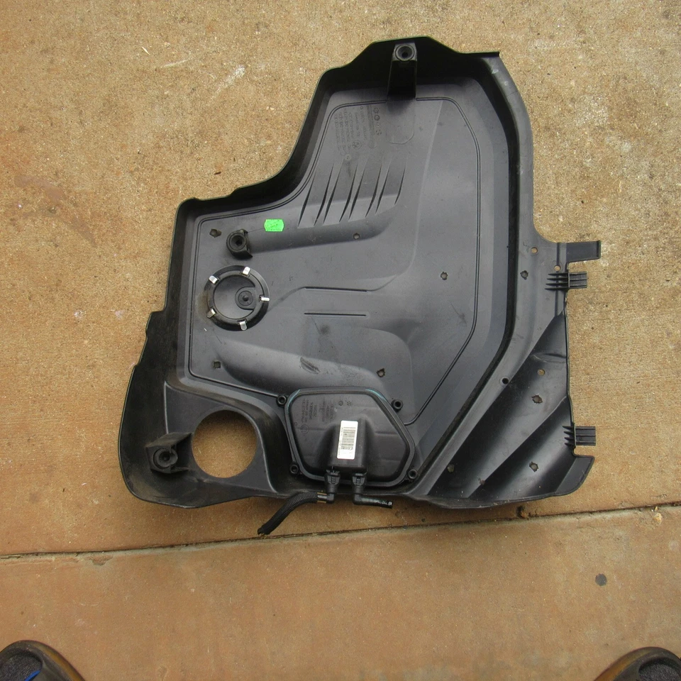 BMW 328i serie 3 2013 2014 2015 2016 cubierta del motor moldura OEM Foto 3 de 4