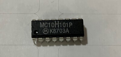 Onsemi Logic Gates Quad 2-Input OR/NOR - MC10H101P  Lot of 8