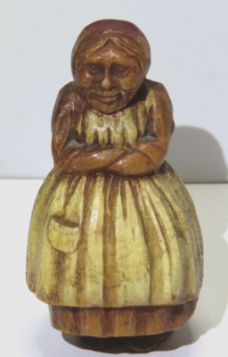 Vintage Old Woman Folk Art Small Statue Figurine 3-1/8'' Tall