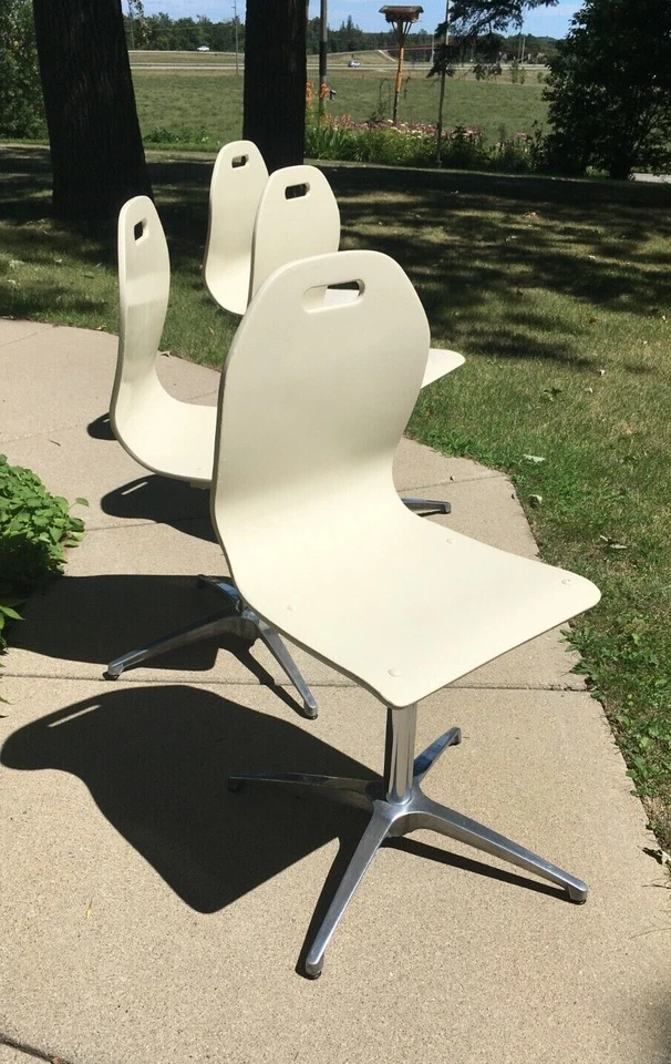 **4 SILLAS DE MADERA CONTRACHAPADA FORMADA CURVADA MCM DE COLECCIÓN BASE CROMADA GIRATORIA SPRITE Foto 2 de 4