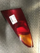 Rückleuchte rechts  Ford Focus (DAW, DBW) Heckleuchte rechts 331087