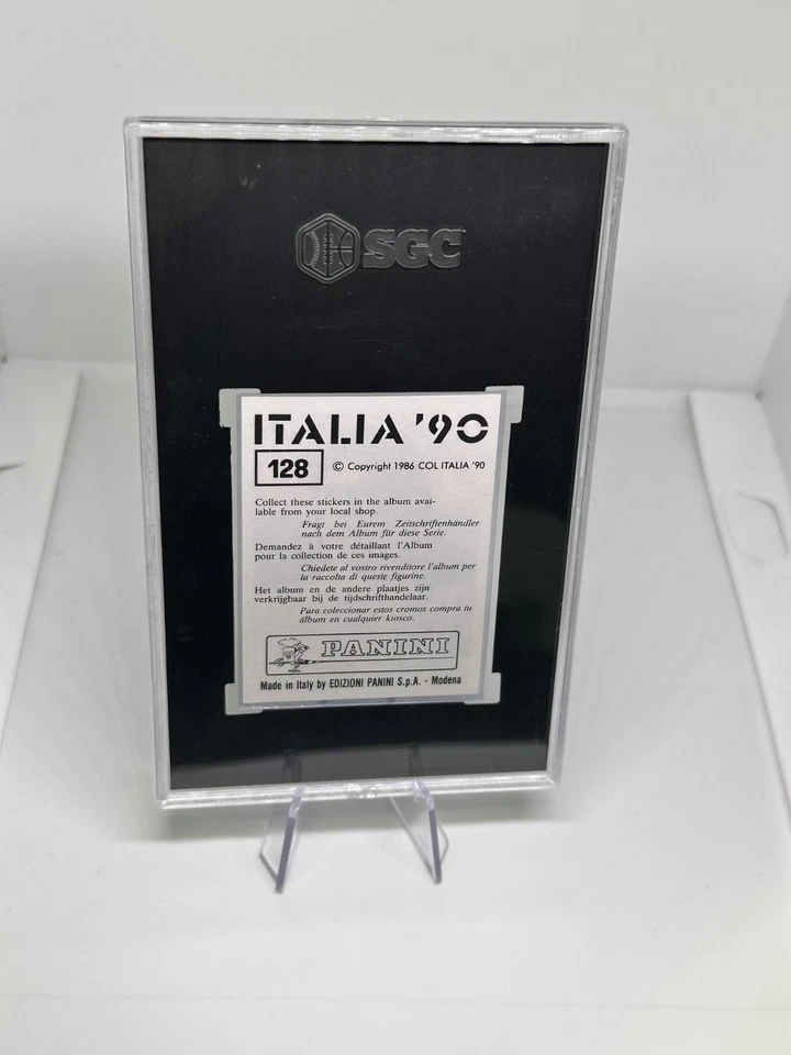 Diego Maradona #128 Argentina Panini Fifa World Cup Italia 1990 SGC 8.5 - Imagen 3 de 3