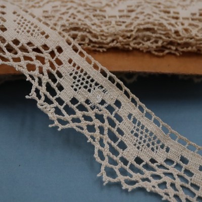 20m Vintage Cotton Bobbin Lace Border - Le Puy Style Lace Trim - Sewing Supply