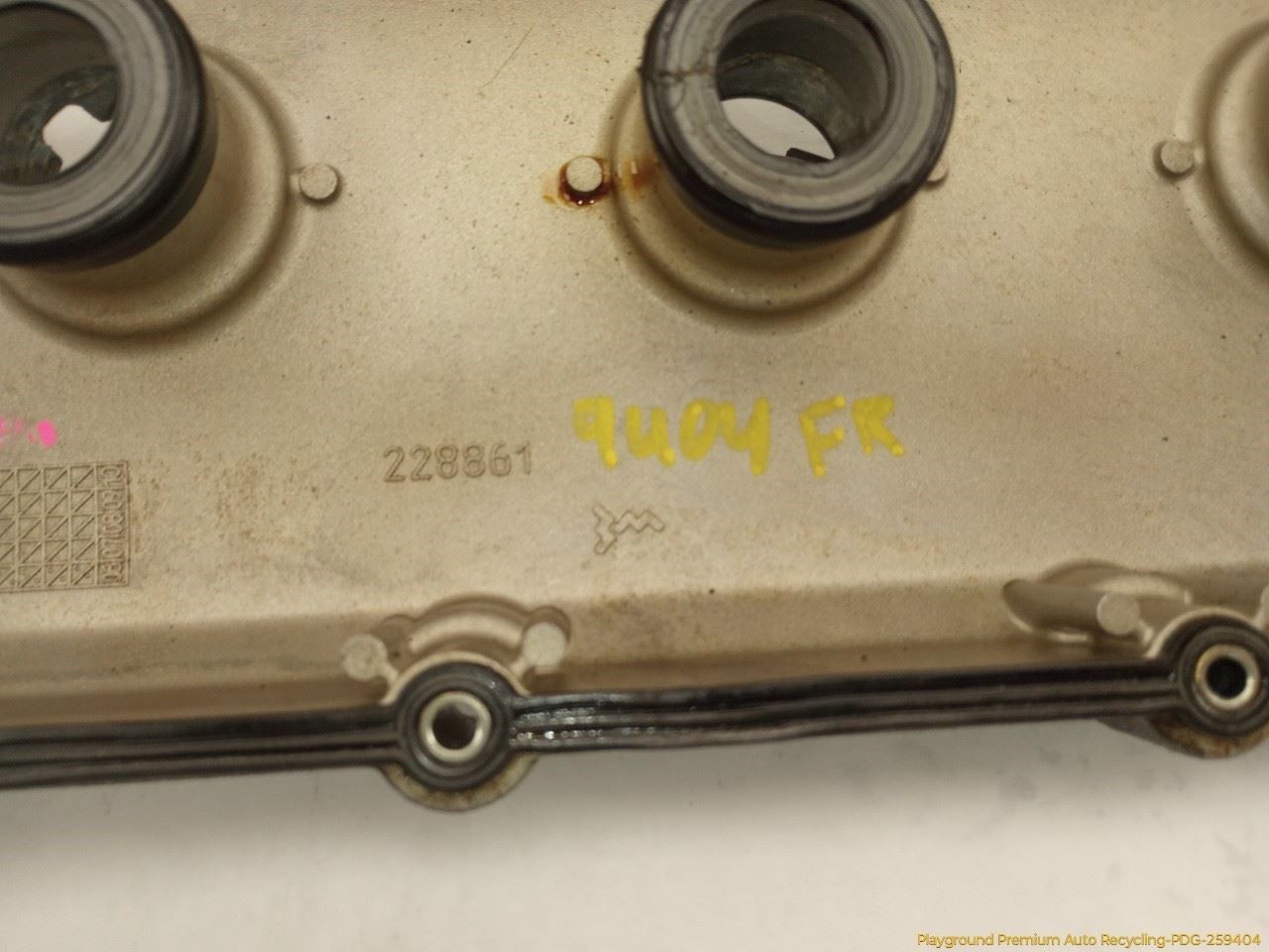 Maserati Quattroporte M139 Passenger Right Valve Cover 4.2L V8 8 Cyl Fits 03-08