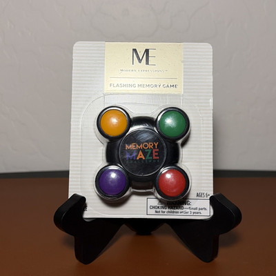 ME Memory Maze Challenge flashing sequence handheld game NEW