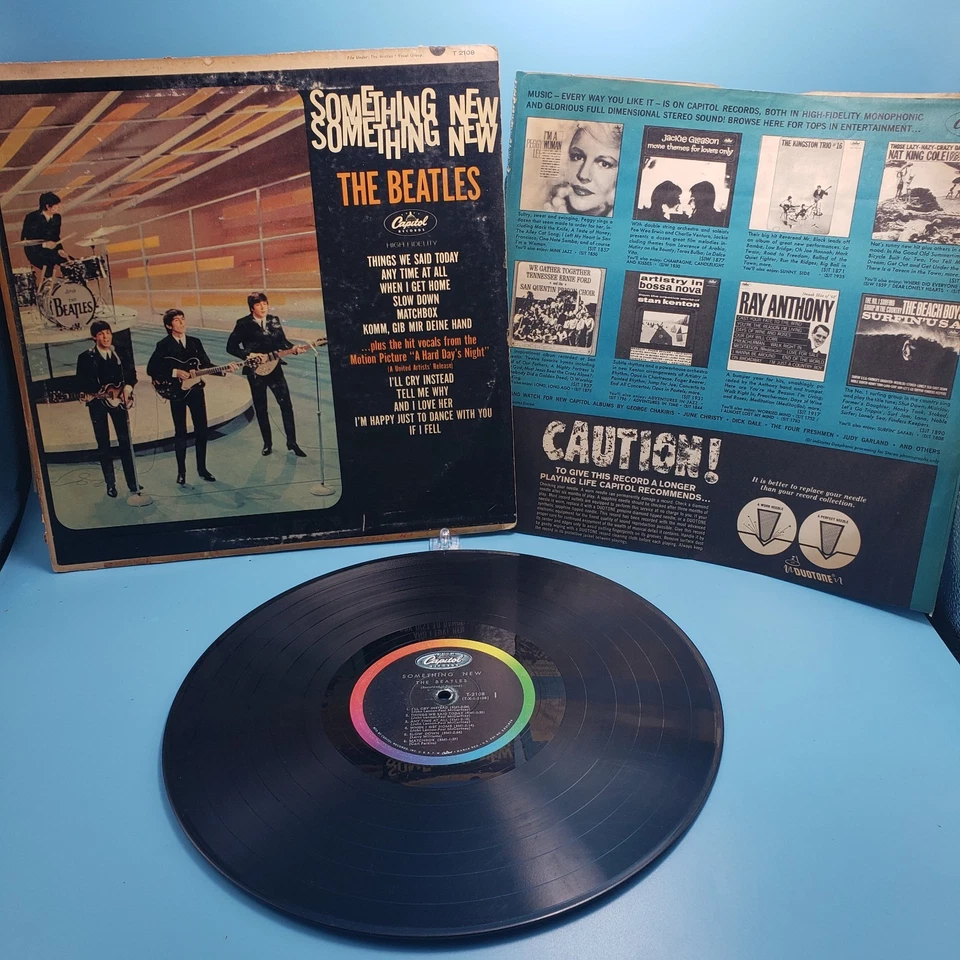 Lot of 7 Original Beatles Albums Vinyl, Sleeves & inlays - Image 4 of 4