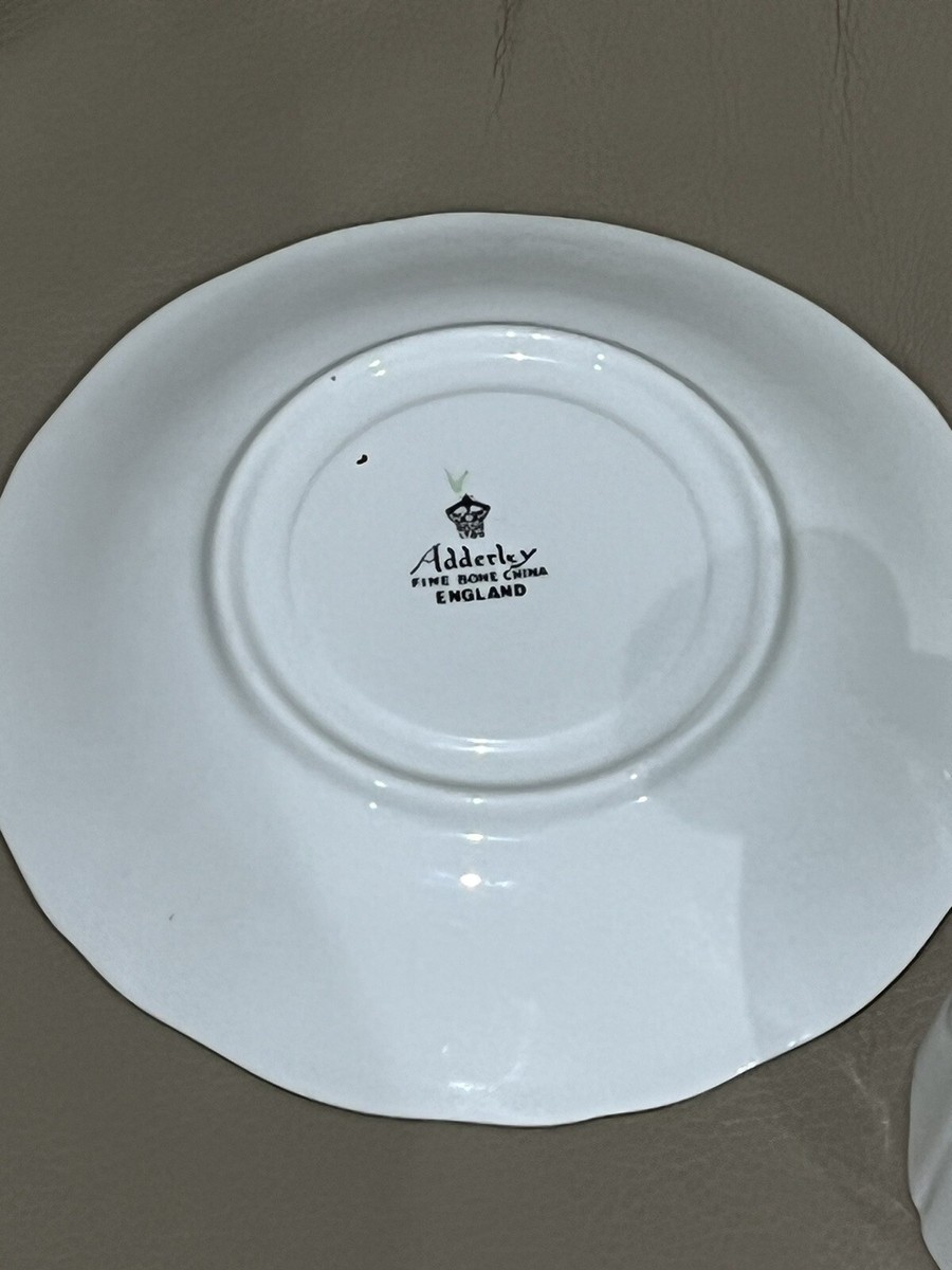 Adderley BONE CHINA ティーカップ・皿セット　ヴィンテージ Adderley Bone China Tea Cup & Saucer - Beautiful Floral