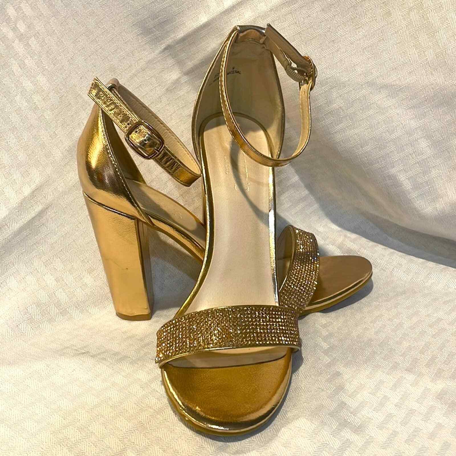 Buy Shoetopia Embellished Knotted Detailed Rose Gold Block Heels online