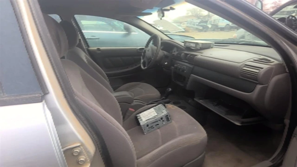 Motor de soprador HVAC usado serve: 2003 Dodge Stratus Sdn grau A - Imagem 3 de 4