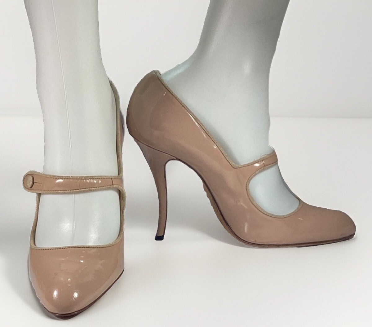 MANOLO BLAHNIK CAMPARI Nude Flesh Patent Leather Mary Jane MANOLO BLAHNIK CAMPARI Nude Flesh Patent Leather Mary Jane