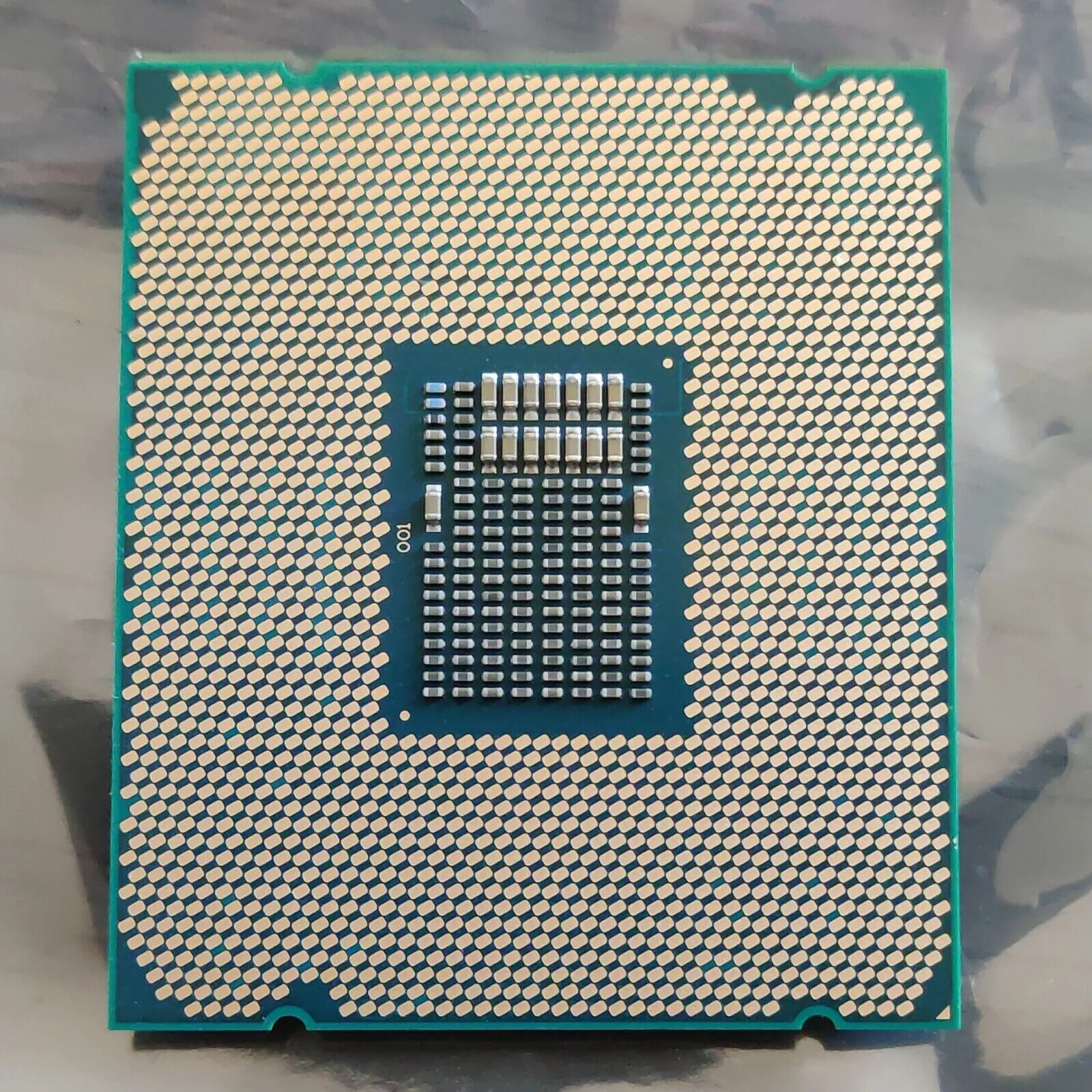 Intel Core i9-7900X 10-Core 20-Thread CPU 140W Socket 2066