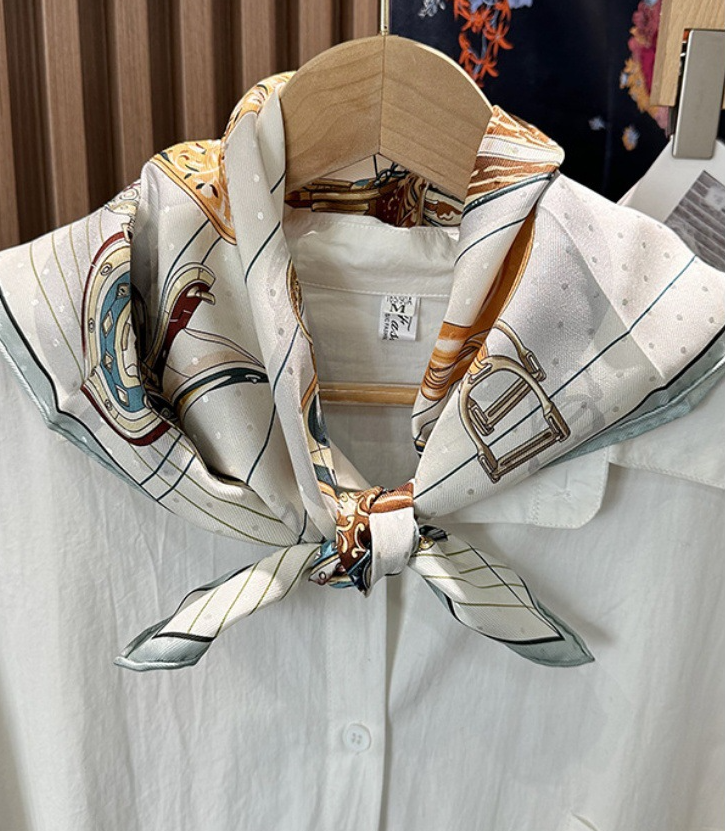 Pure 16 Momme Twill Silk Scarf Bandanna Saddle Print Shawl 65X65cm
