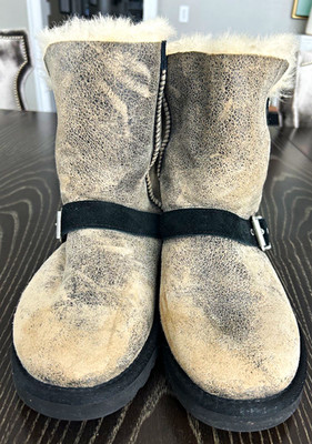 UGG Australia Short Dylyn 1001202 Women s 7 Distressed Buckle Moto Boots NWOB