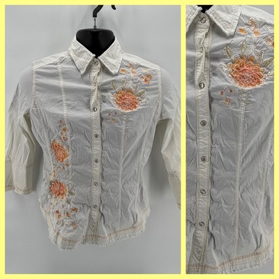 Love Billy White Floral Embroidered Western Shirt Medium Pearl Snap Boho Raw Hem