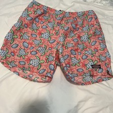 Vineyard Vines Men's Swim Trunks XL Turtle print pink blue preppy swim shorts