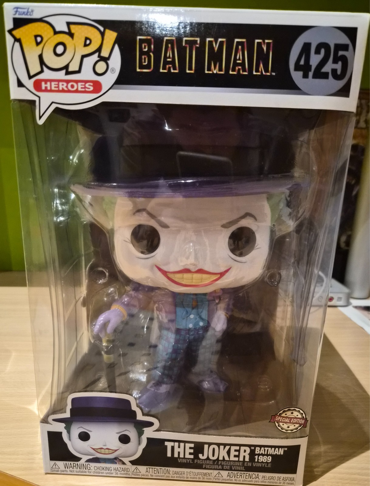 The Joker &Quot;Batman 1989&Quot; Special Edition Giant Funko Pop