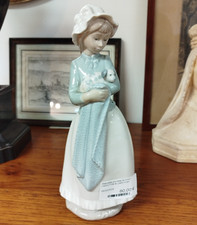 Statuette porcelaine NAO Lladro Fille au petit chien Statue 8MAG 06/02