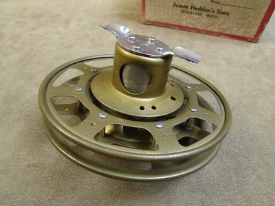 VINTAGE JAMES HEDDON'S SONS WINONA 105 GOLD COLOR FLY TYPE FISHING