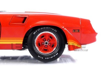 切手1 GREENLIGHT COLLECTIBLES 1/18 - CHEVROLET CAMARO Z28 - 1981