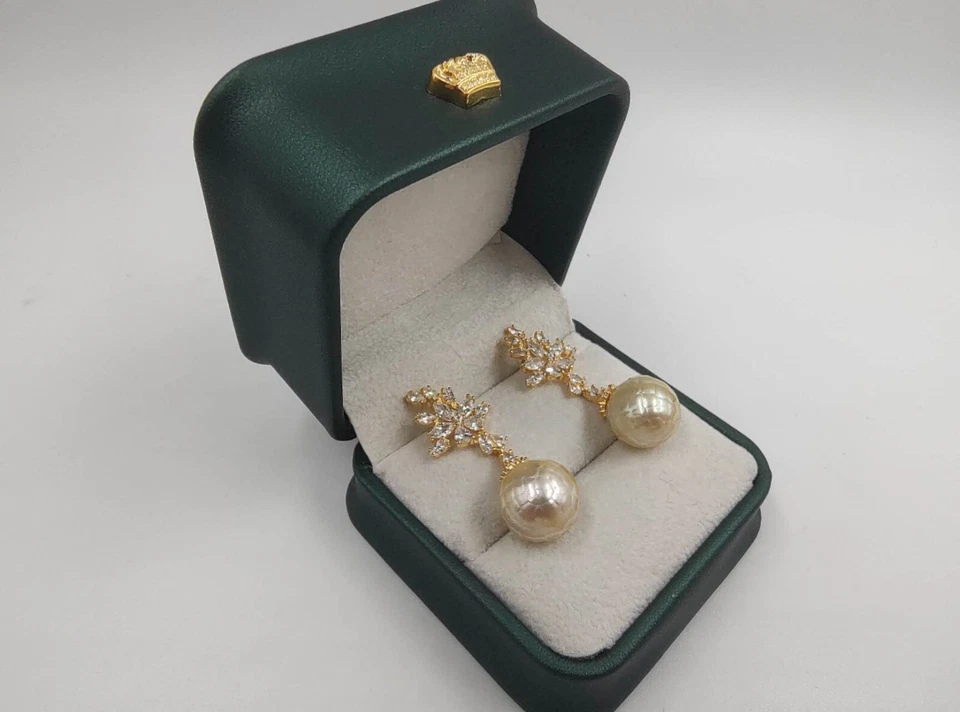 Серьги-гвоздики с японским жемчугом ручной работы 13,3 мм позолота 18 карат - Изображение 3 из 4