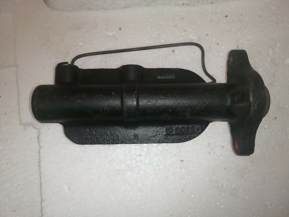 NOS Bendix Master Cylinder CJ6 CJ7 2229831 | eBay