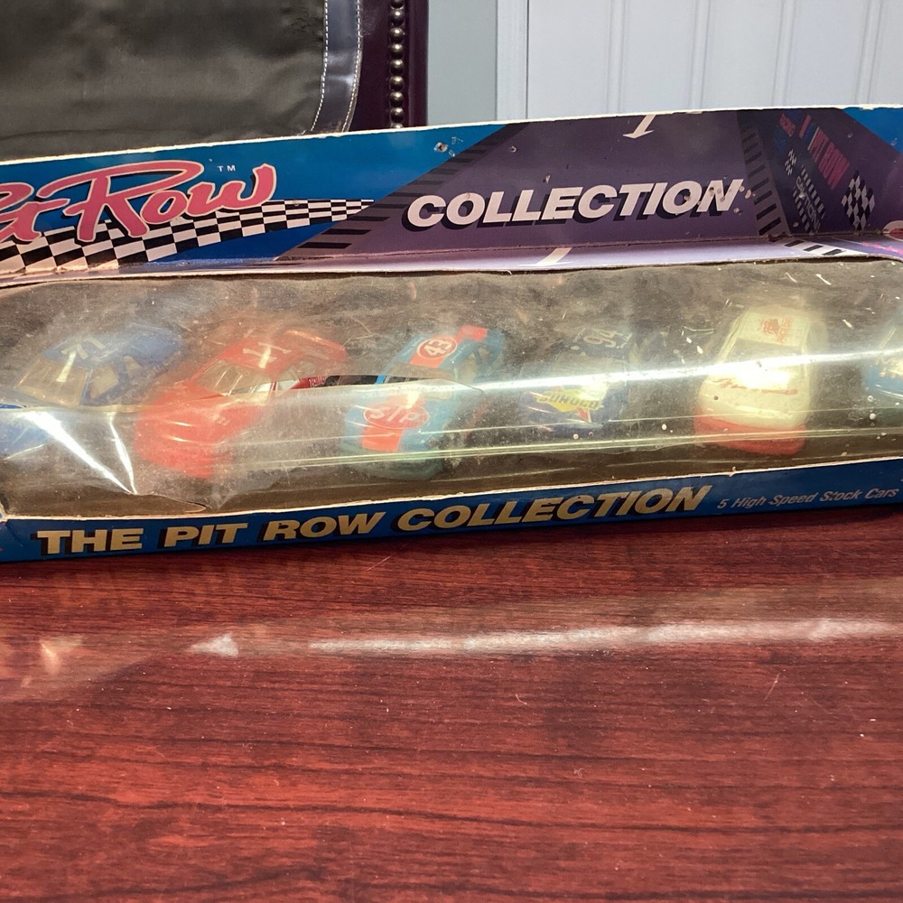 THE PIT ROW COLLECTION of 6 Cars STP SUNOCO BIG APPLE Maxwell House Baby Ruth