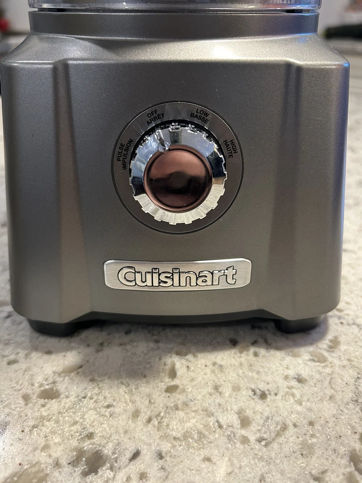 Batidora compacta de jugos Cuisinart Hurricane 32 oz modelo 600 vatios pistola de metal BNWB Foto 3 de 4