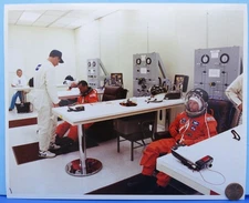 NASA PHOTO vtg Space Shuttle DISCOVERY STS-31 Bolden & Shriver don Flight Suits