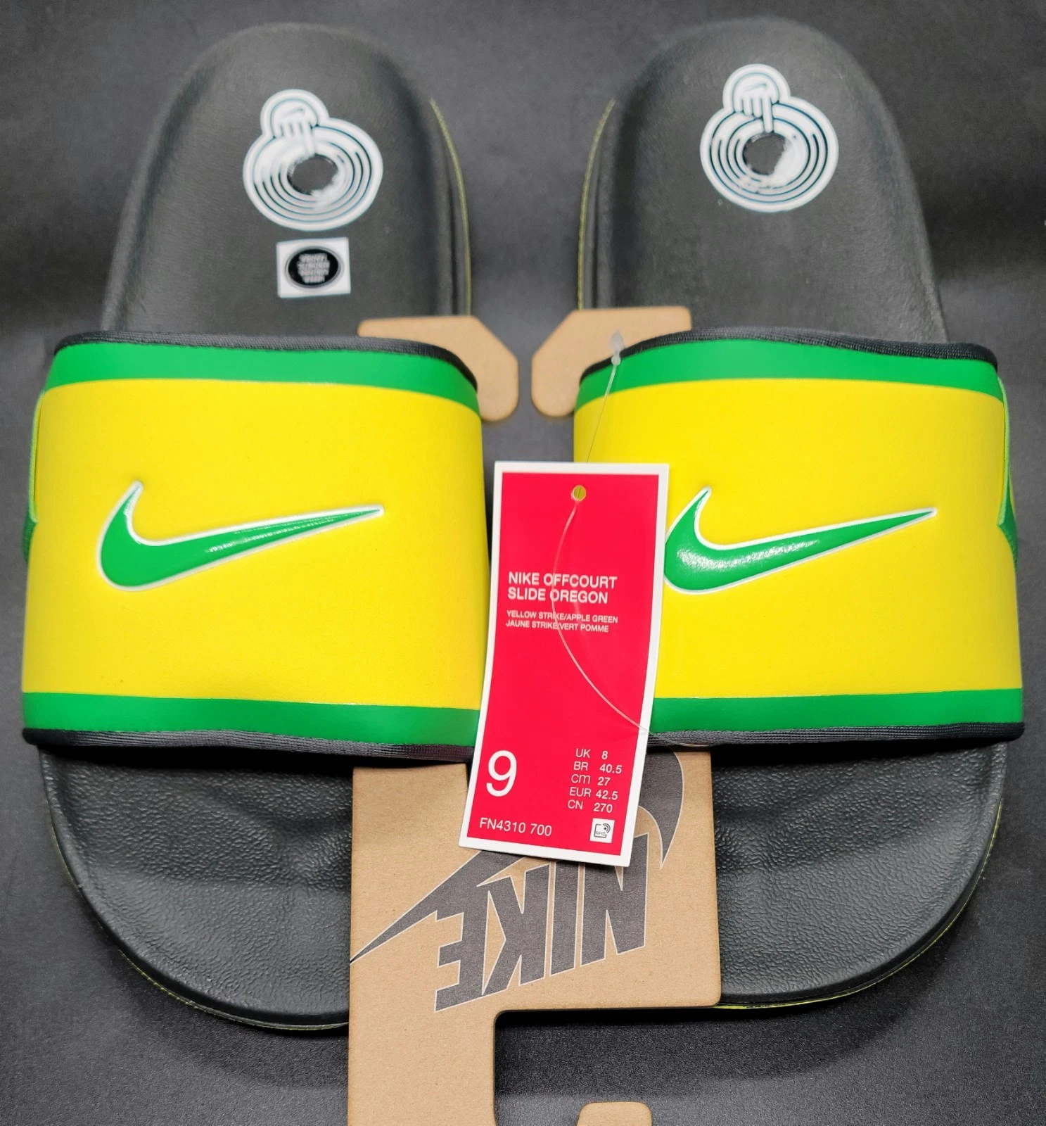 Sandali Nike Oregon Ducks 2024 off court slide taglia 9 FN4310 700 giallo verde
