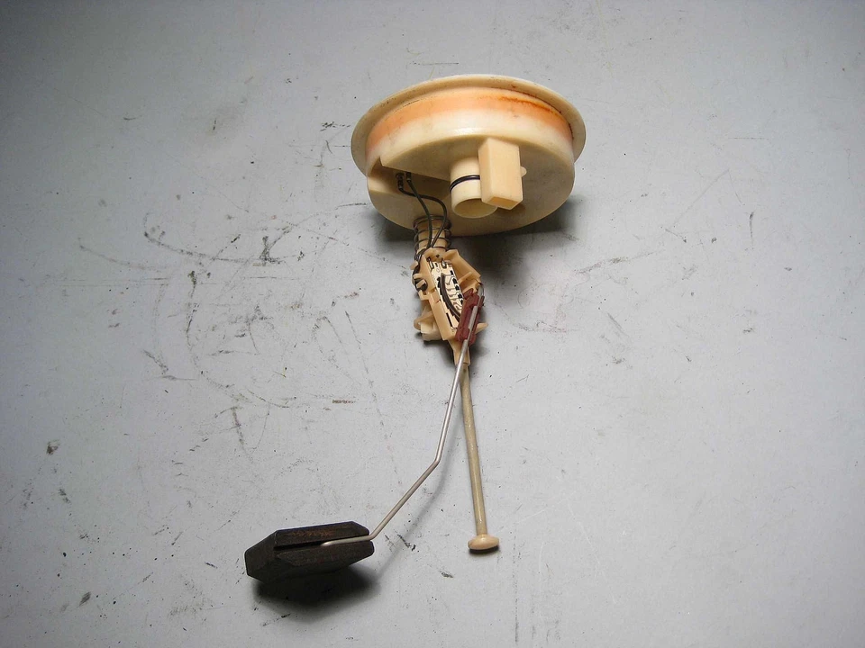 Sensor de unidad de envío de nivel de combustible izquierdo BMW E36 serie 3 desde 2/95+ 1995-1999 OEM Foto 2 de 3