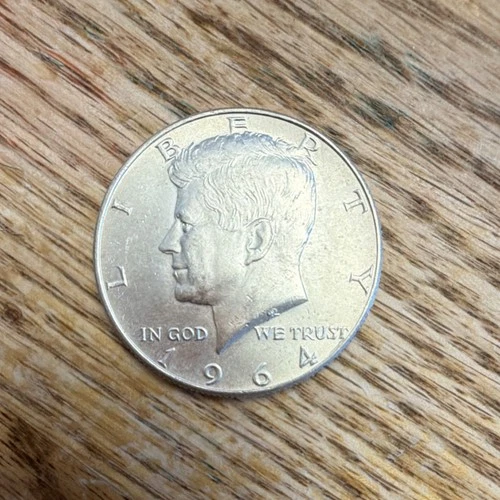 1964 Kennedy Half Dollar Silver Coin 50C 0.9 Fineness Uncertified US Collectible