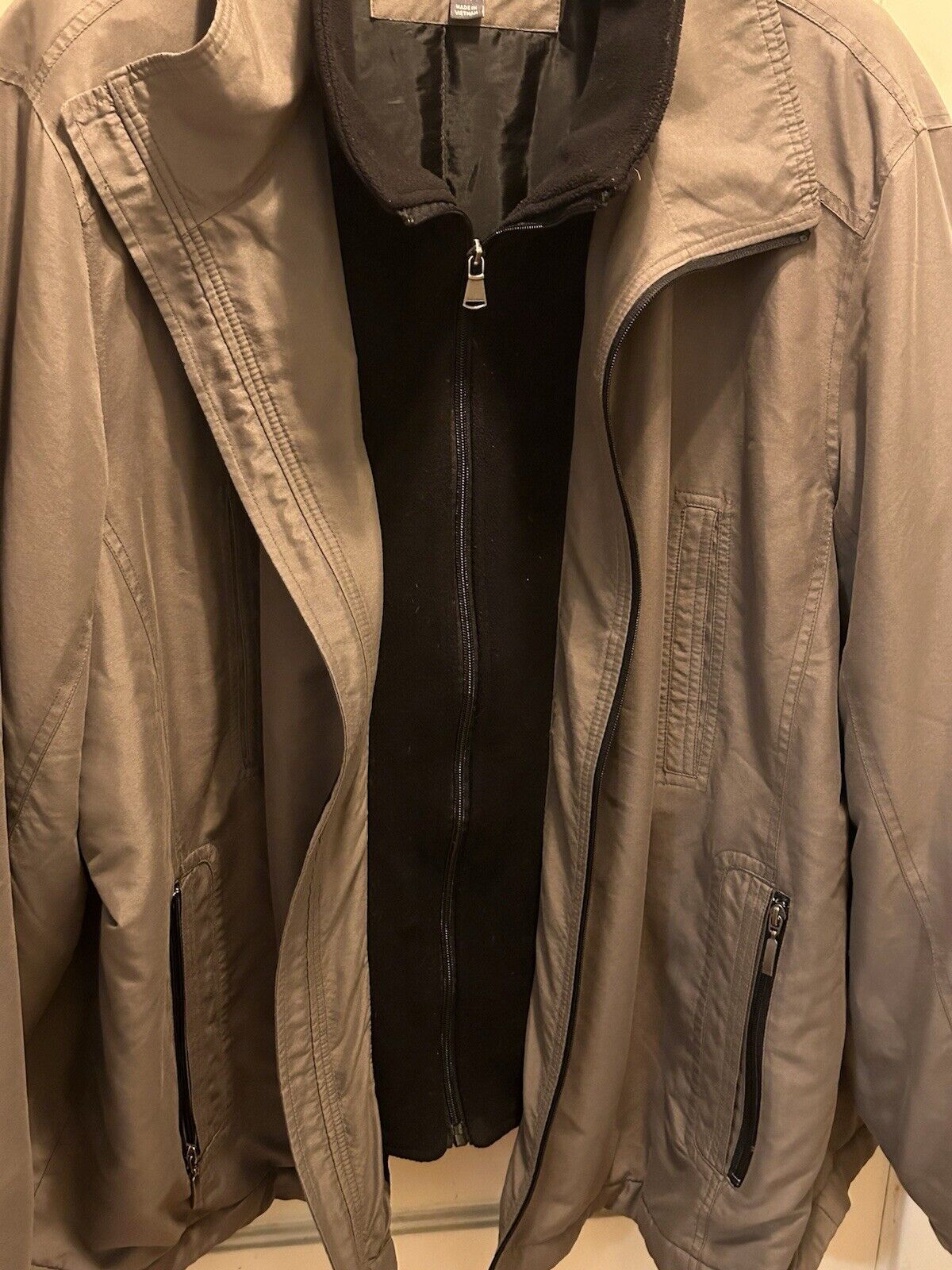 Picture 4 of 16