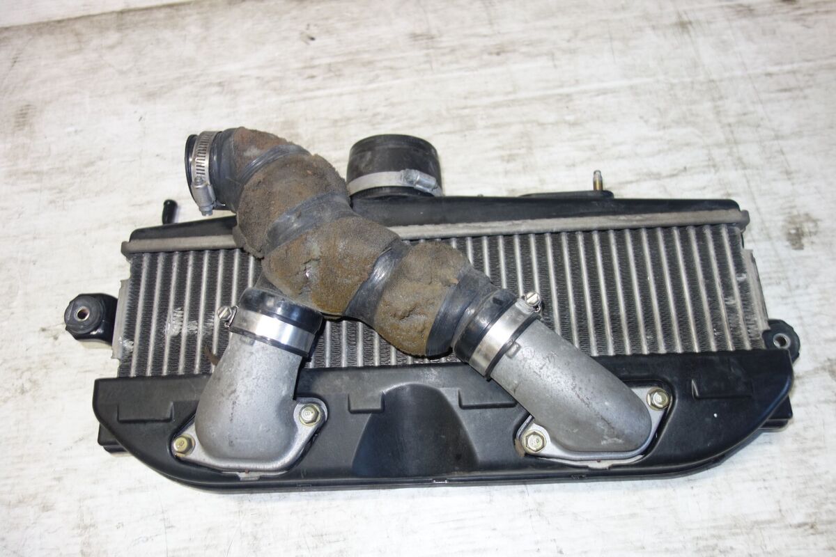 JDM 2003-2008 SUBARU FORESTER XT TOP MOUNT INTERCOOLER OEM JDM 2003-2008 SUBARU FORESTER XT TOP MOUNT INTERCOOLER OEM