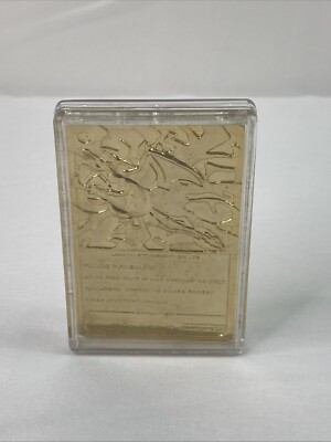 1999 NINTENDO CHARIZARD LIMITED EDITION 23K GOLD PLATED TRADING