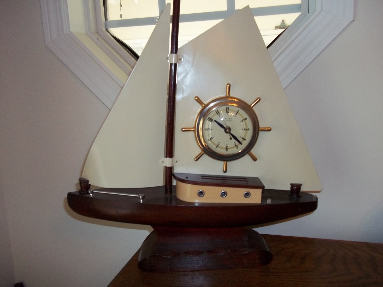 Vintage United Wooden Sail Boat quartz Yacht Clock Nautical WORKS 1950s RARE