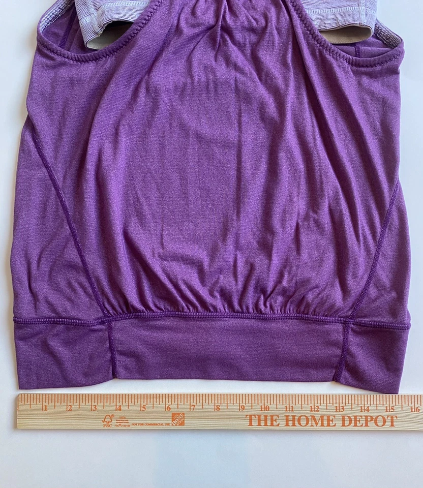 Camiseta sin mangas Lululemon No Limits púrpura con estante incorporado espalda deportiva activa 6 Foto 2 de 4
