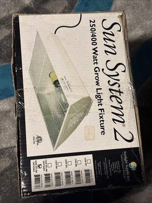 Sun Systems 250 / 400 W HPS / MH Switchable Grow Light Fixture 900504 Open Box