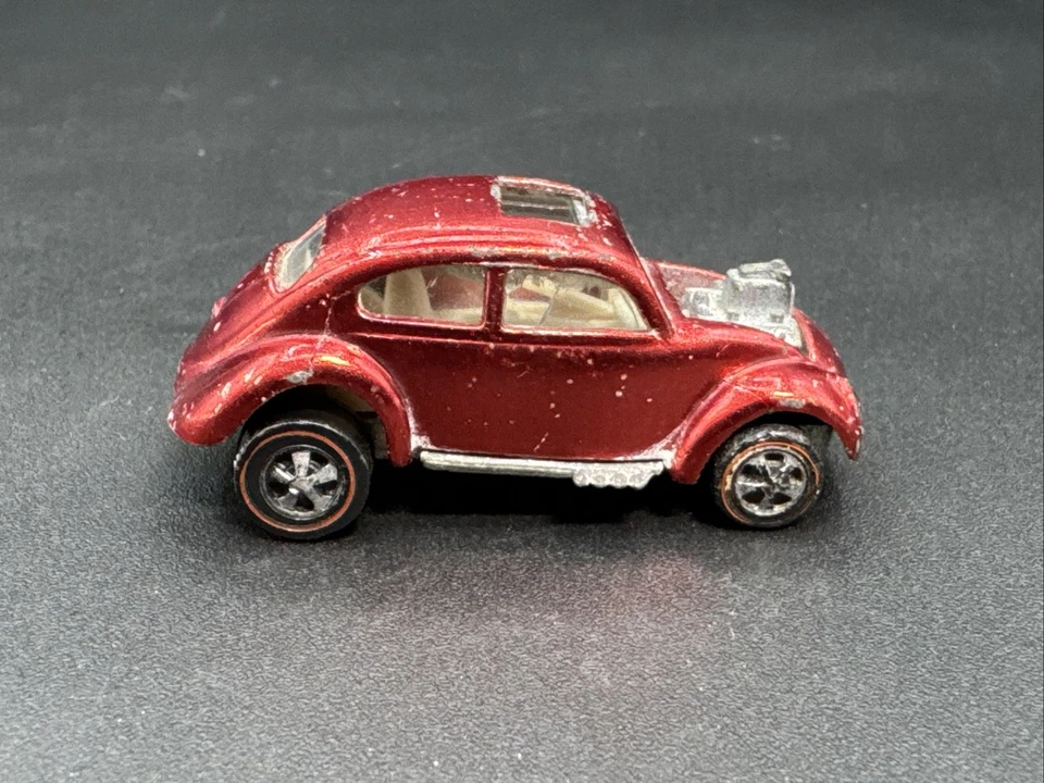 1967 Hot Wheels  Original Redlines RED CUSTOM VW VOLKSWAGEN BUG White Interior  - Image 2 of 4