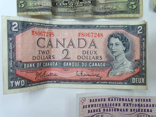 Lot of 8 Foreign Banknotes World Currency Various Countries - Picture 6 of 21