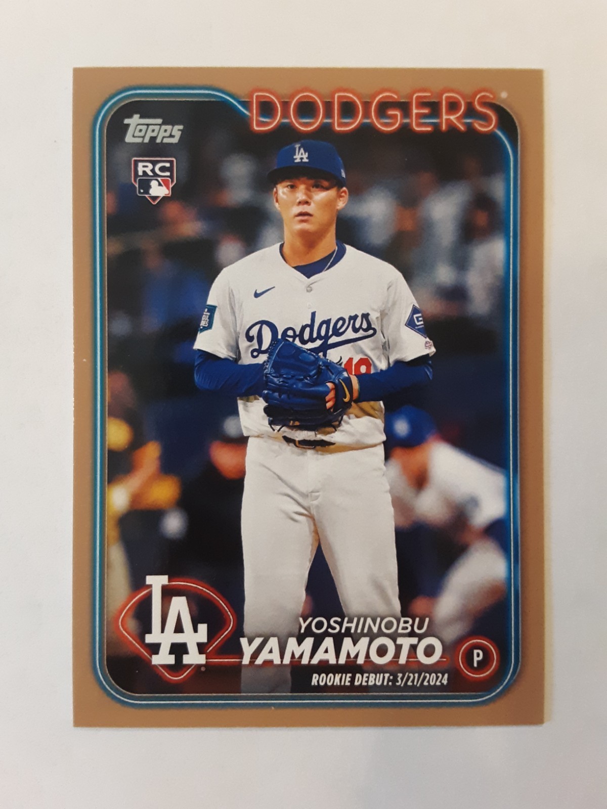 2024 Topps Update Series - Rookie Debut Yoshinobu Yamamoto US149 Gold /2024 (RC)