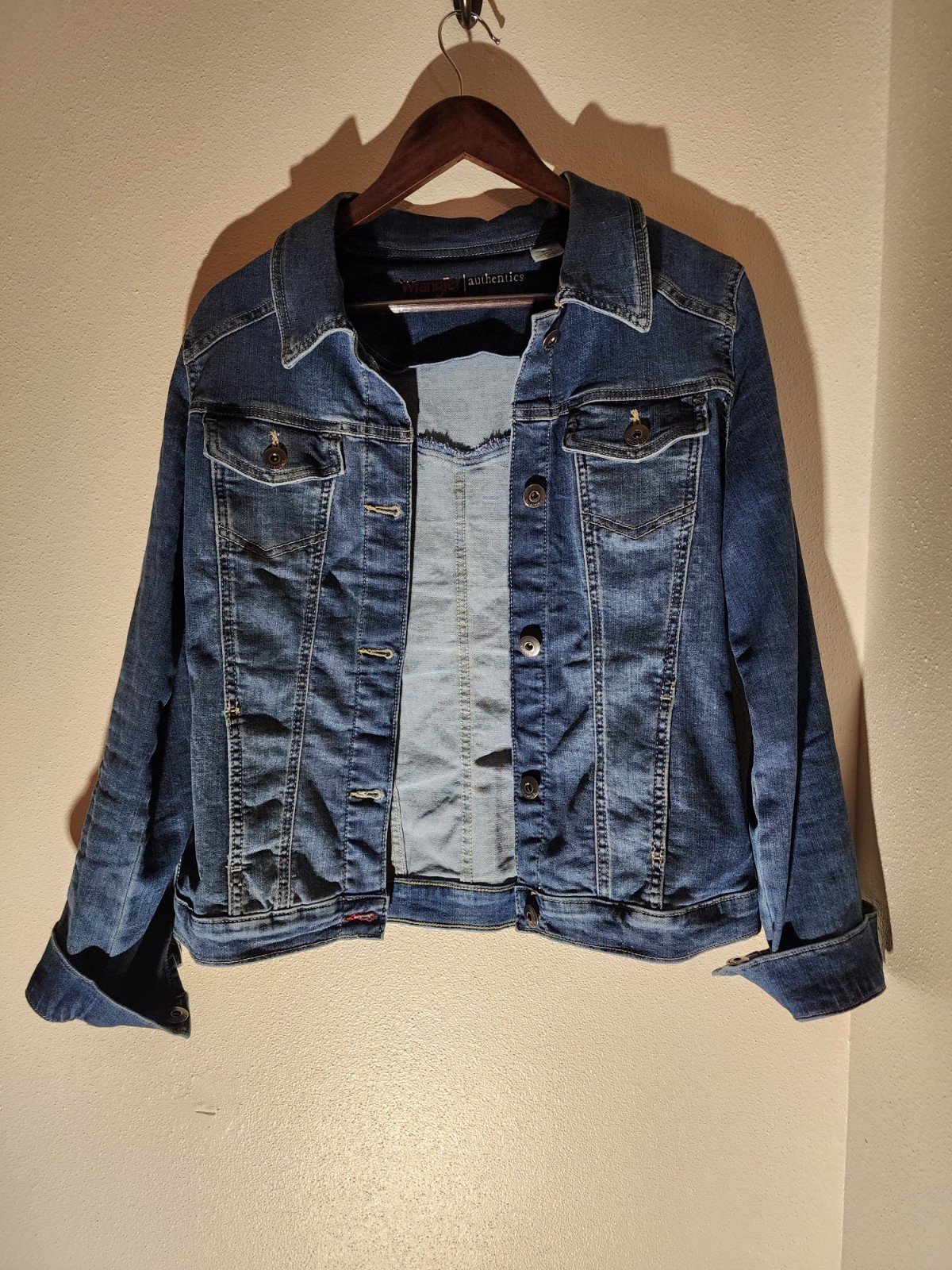 Wrangler Authentics Women’s Denim Jean Jacket Medium