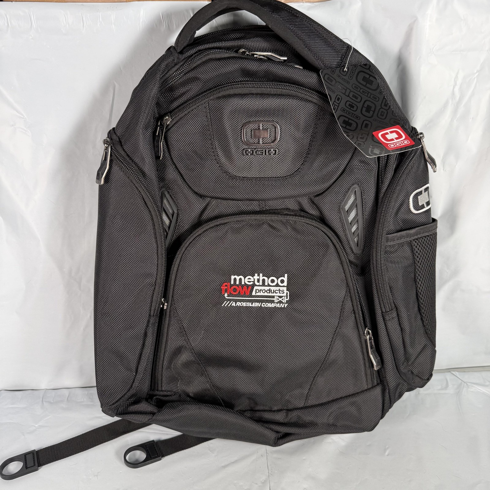 Black Laptop Soft Case Adjustable Straps Men Daypack