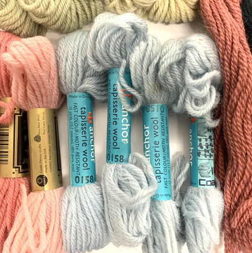 Anchor Tapiaserie Wool Yarn*Lot Of 25/multiple Colors* - Picture 4 of 4